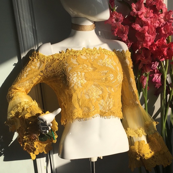 Bell Sleeve Top Boho Glam Yellow NWT Sizes S and M - Picture 4 of 8